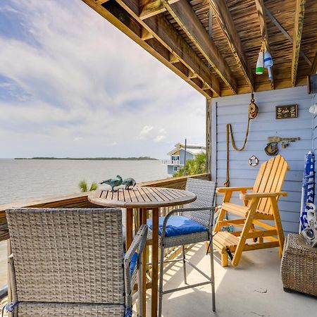 Beachfront Cedar Key Retreat With Pool Access! Eksteriør billede