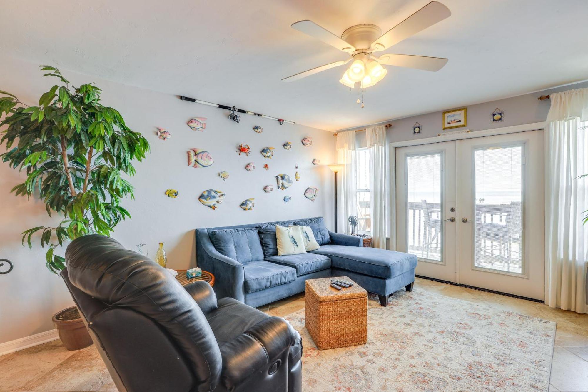 Beachfront Cedar Key Retreat With Pool Access! Eksteriør billede